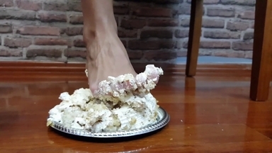 Eat That Cake From My Amazing Feets Bitch By Top Model Taina Almeida 
