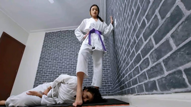 Karate Fight Amanda Fabri VS Nataly - Power Kicks With Model Feets 